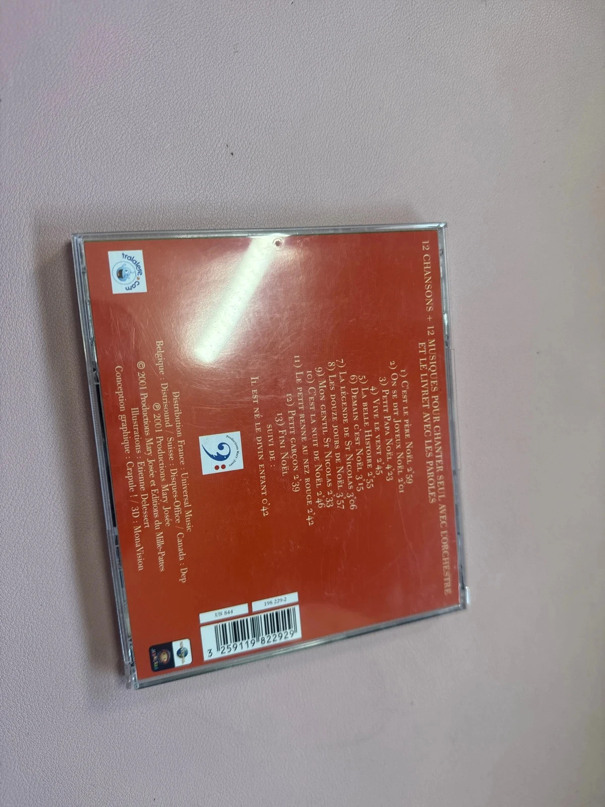 CD áudio – Henri Dès – C’est le Père Noël – photo 3